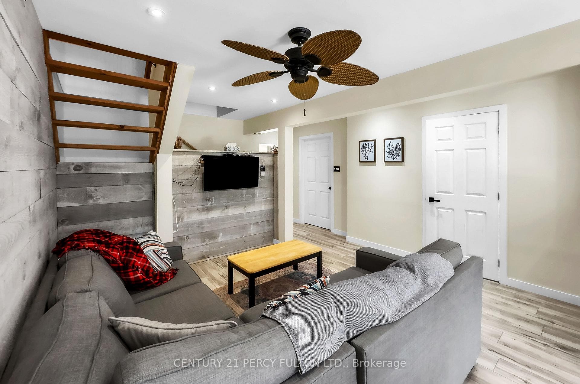 79 BROOK Road photo 14