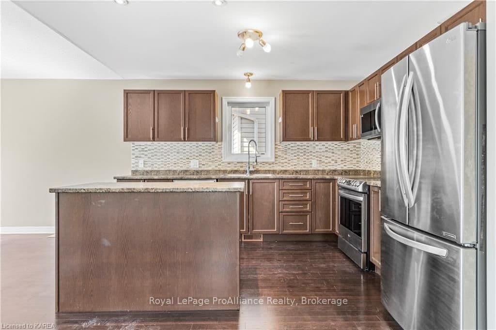 1717 REGINALD BART Drive photo 18