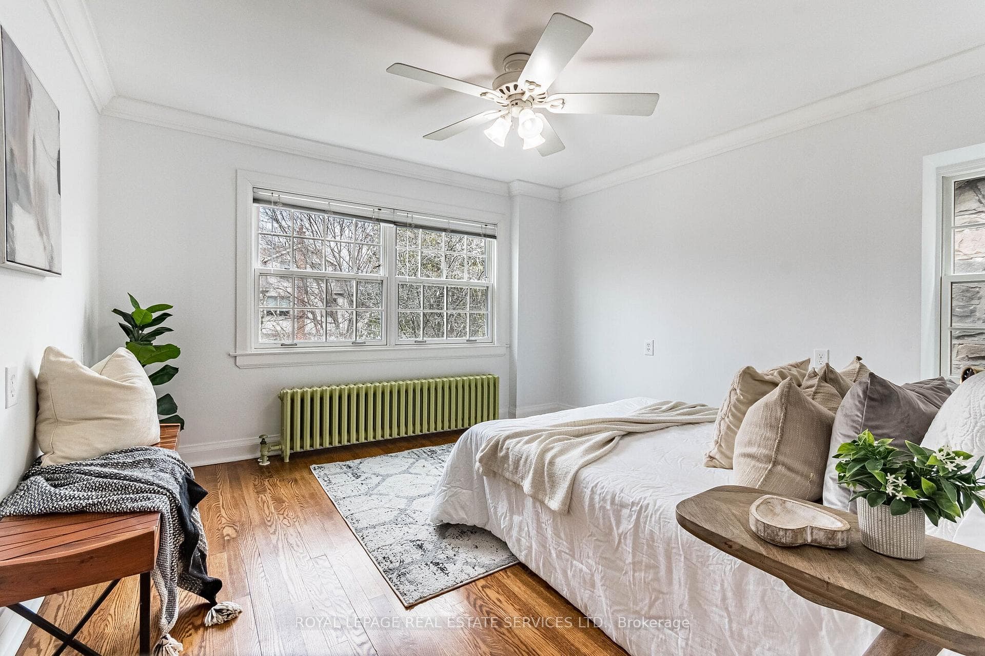 1107 Royal York Road photo 19