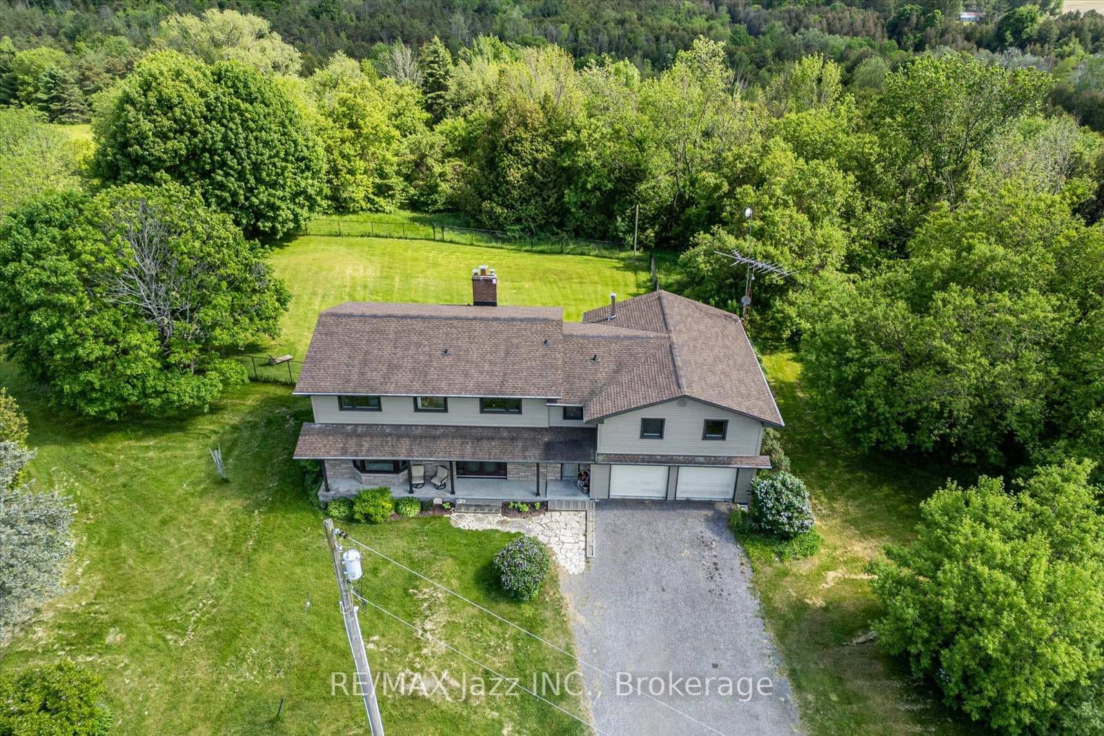 8733 Leskard Road photo 2