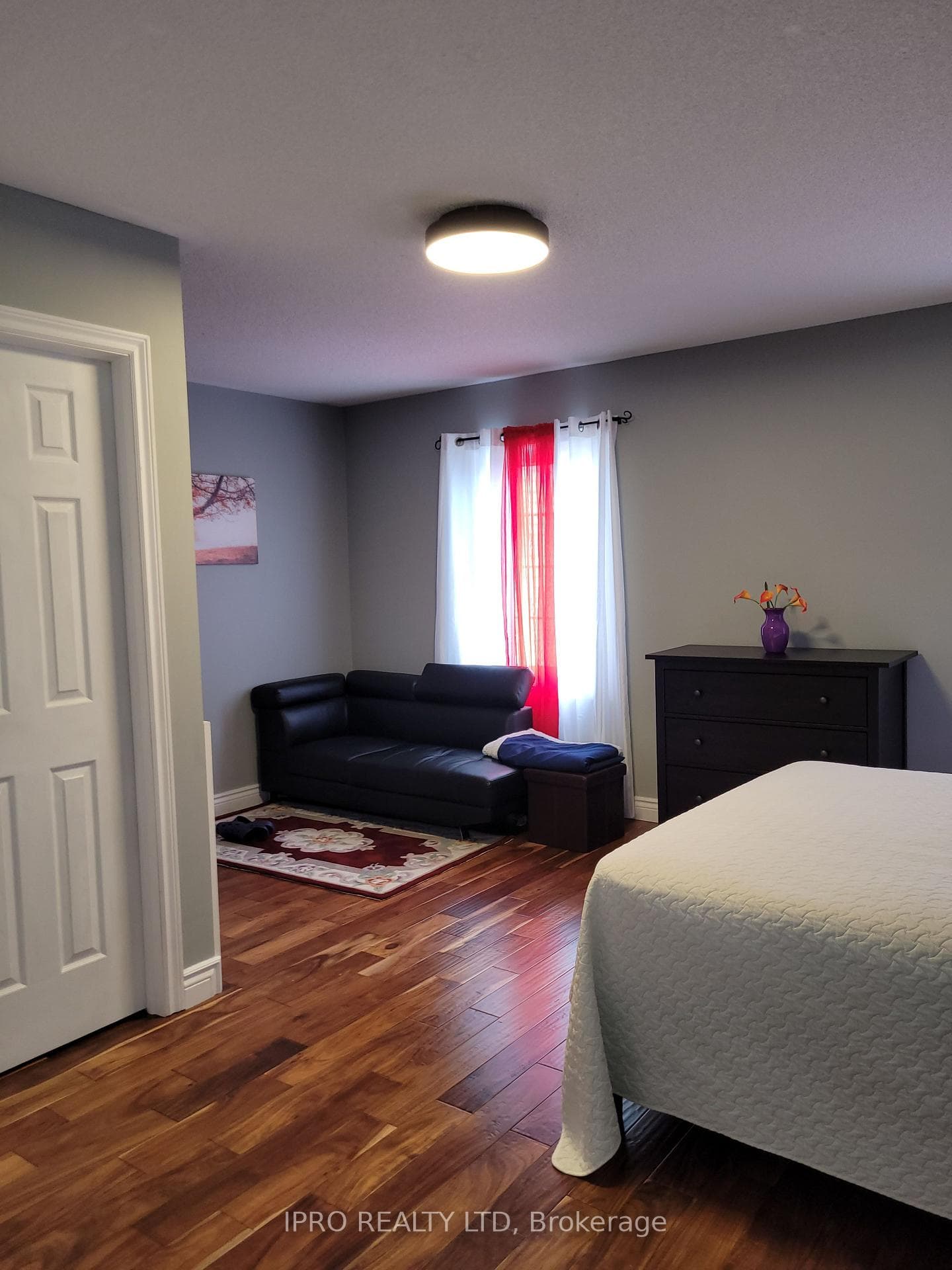 211 Provincial Place photo 11
