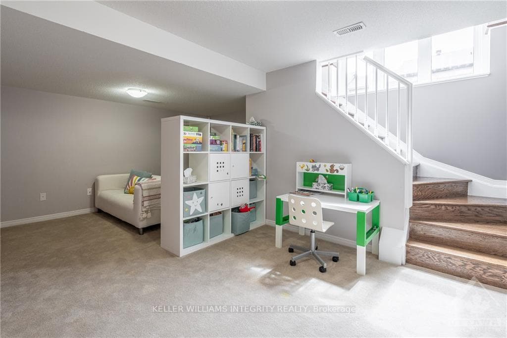 113 ROMINA Street photo 22