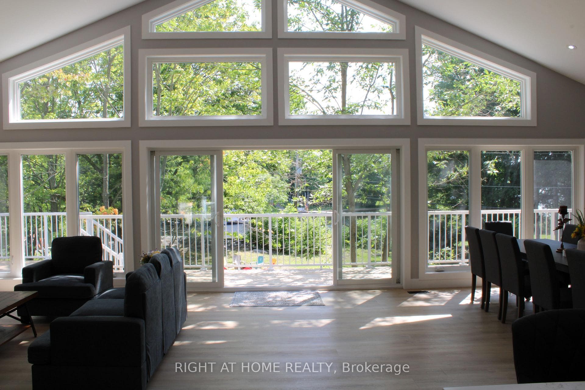 187 Lakeview Drive photo 6