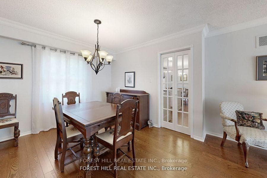 20 Thurgate Crescent photo 8