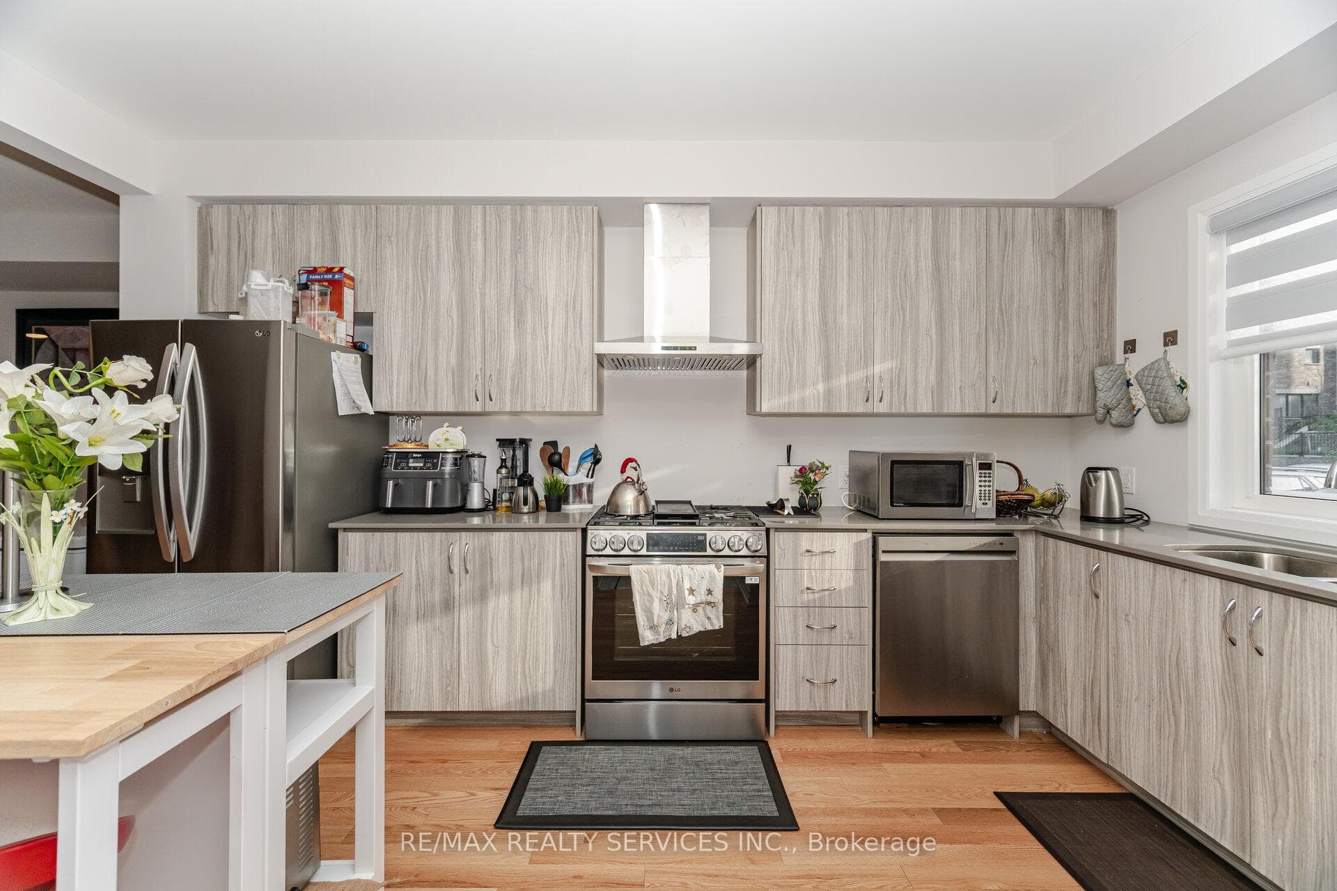 220 Dissette Street Unit 12 photo 6