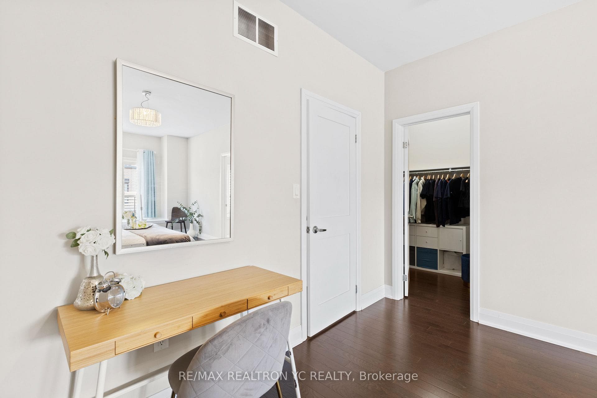 35 Causland Lane photo 15
