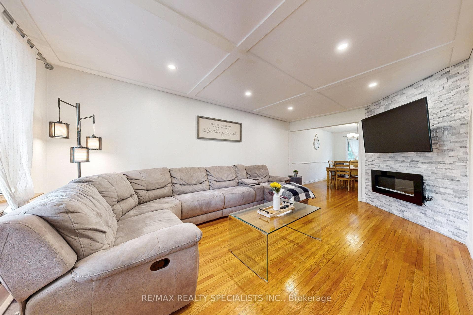 99 Pinnacle Drive photo 8