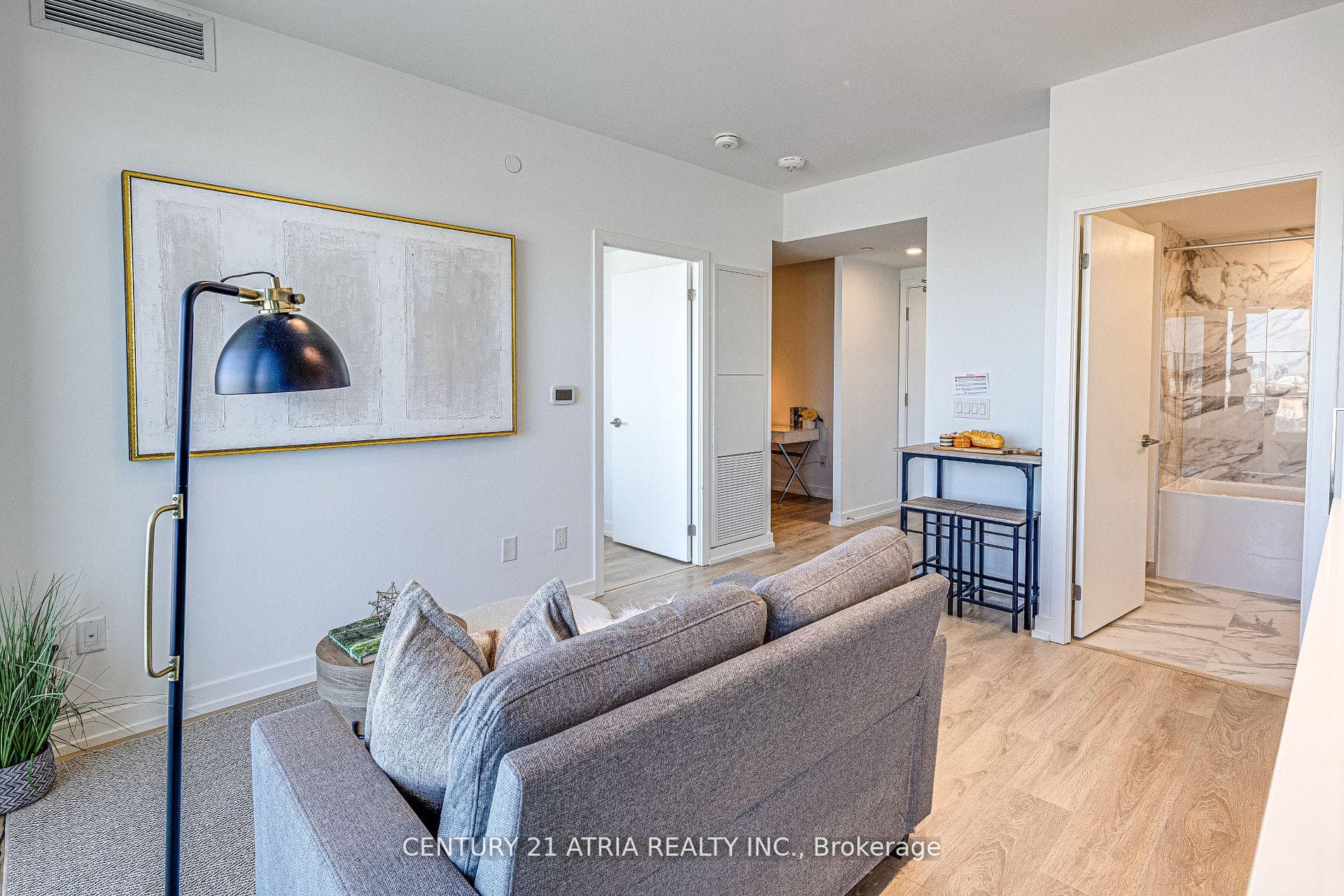 1100 Sheppard Avenue Unit 927 photo 7