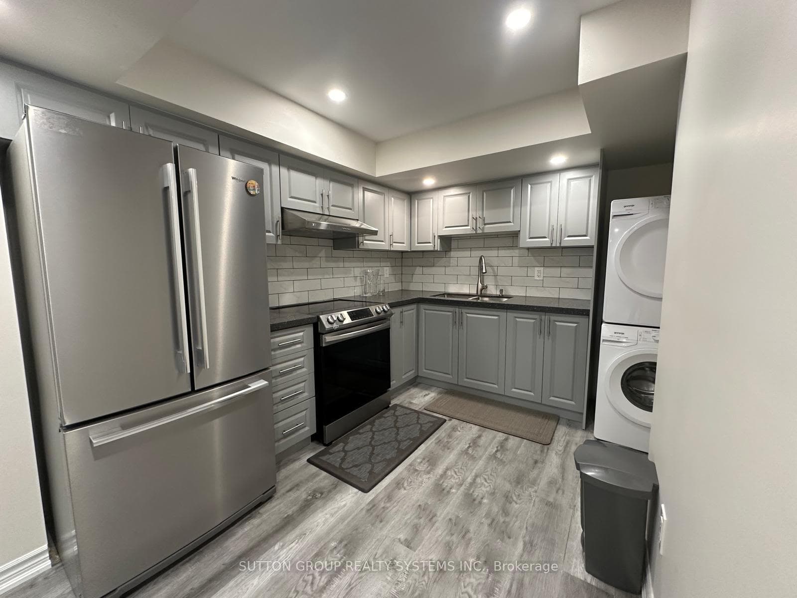 79 Rottenburg(Basement) Court photo 5