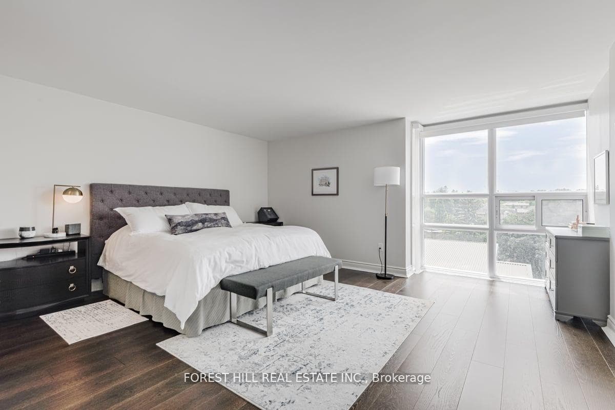 131 Beecroft Road Unit 501 photo 21