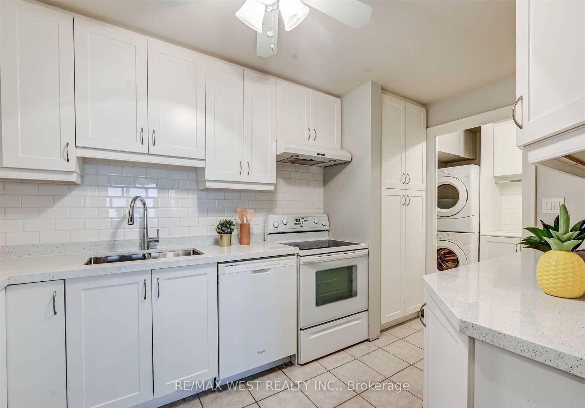 1580 Mississauga Valley Boulevard Unit 1203 photo 15