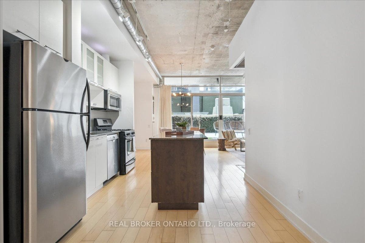 66 Portland Street Unit 211 photo 5