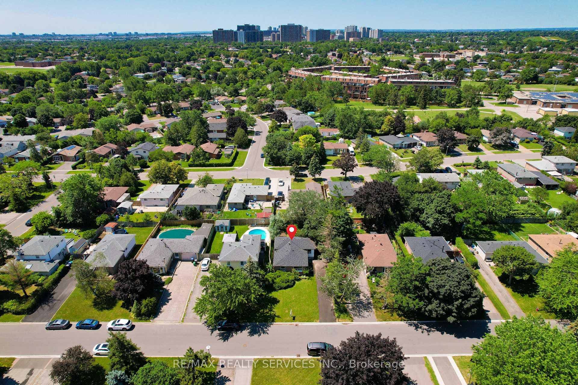 23 Fidelia Crescent photo 34