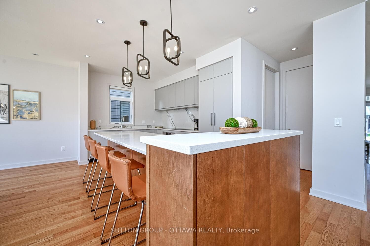 732 Wooler Place photo 12