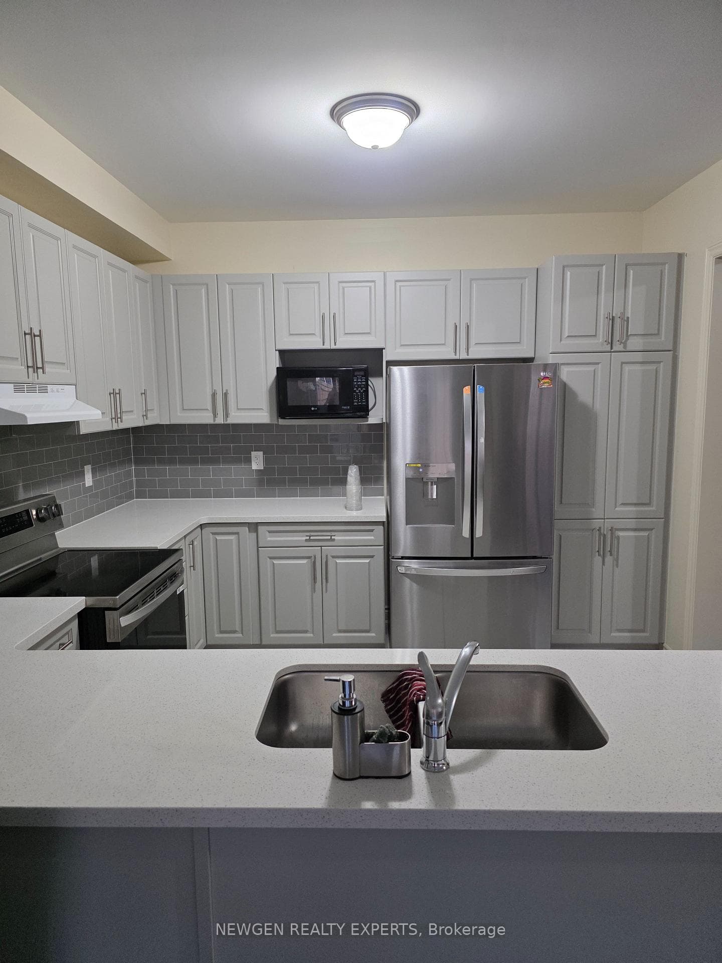 46 Creedon Crescent photo 9