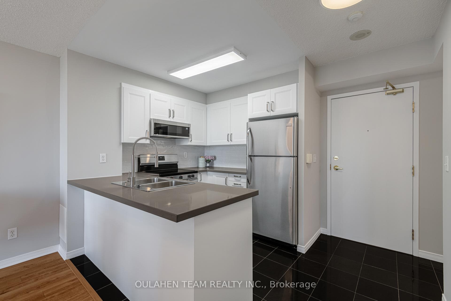 55 Harrison Garden Boulevard Unit 704 photo 6