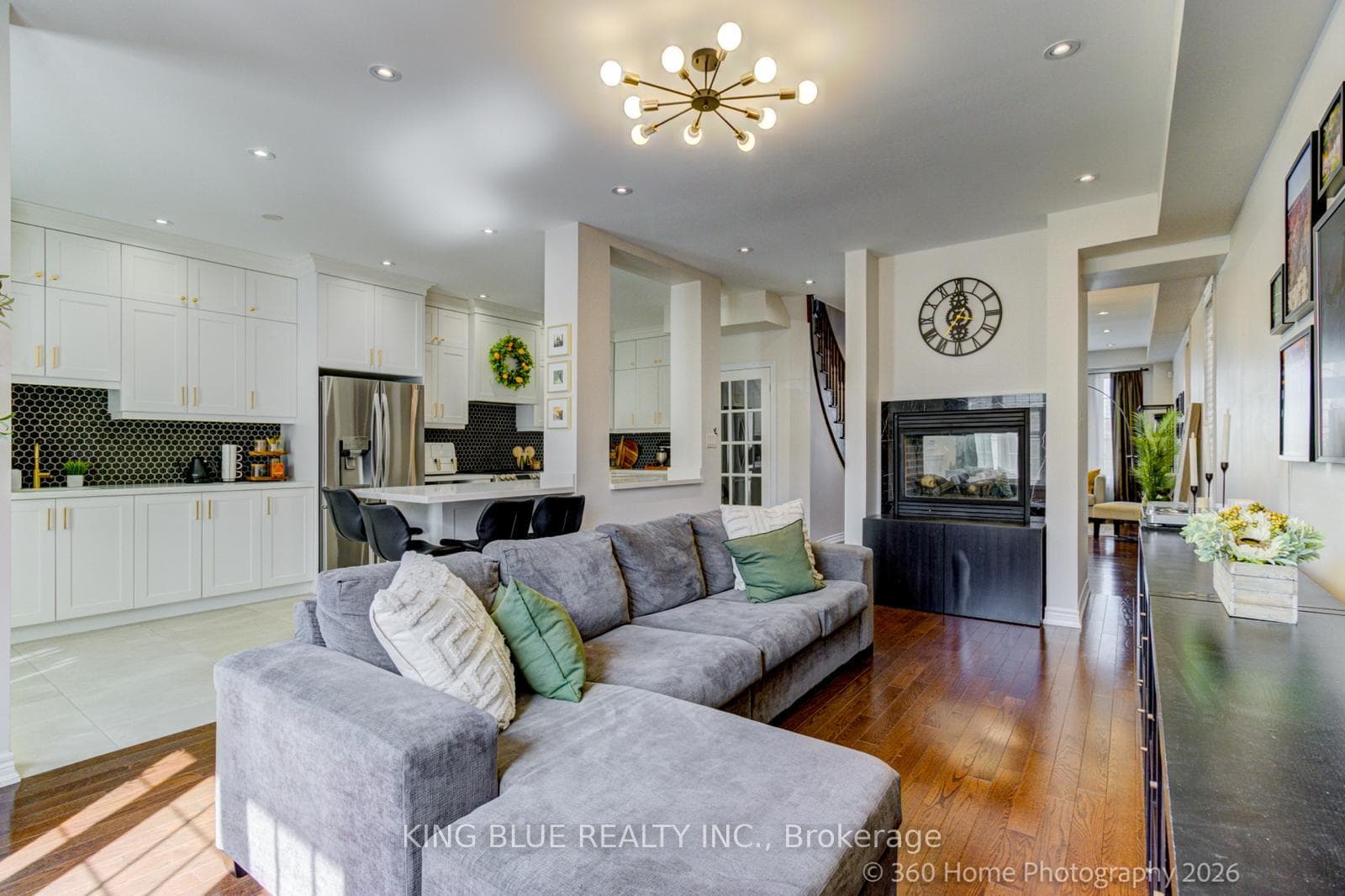 24 Paper Birch Drive photo 9