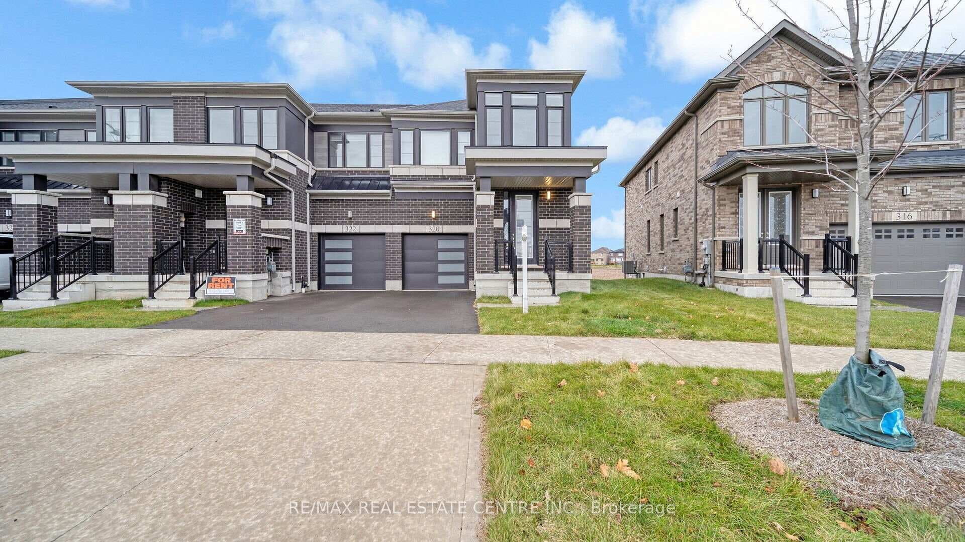 320 BISMARK Drive photo 2