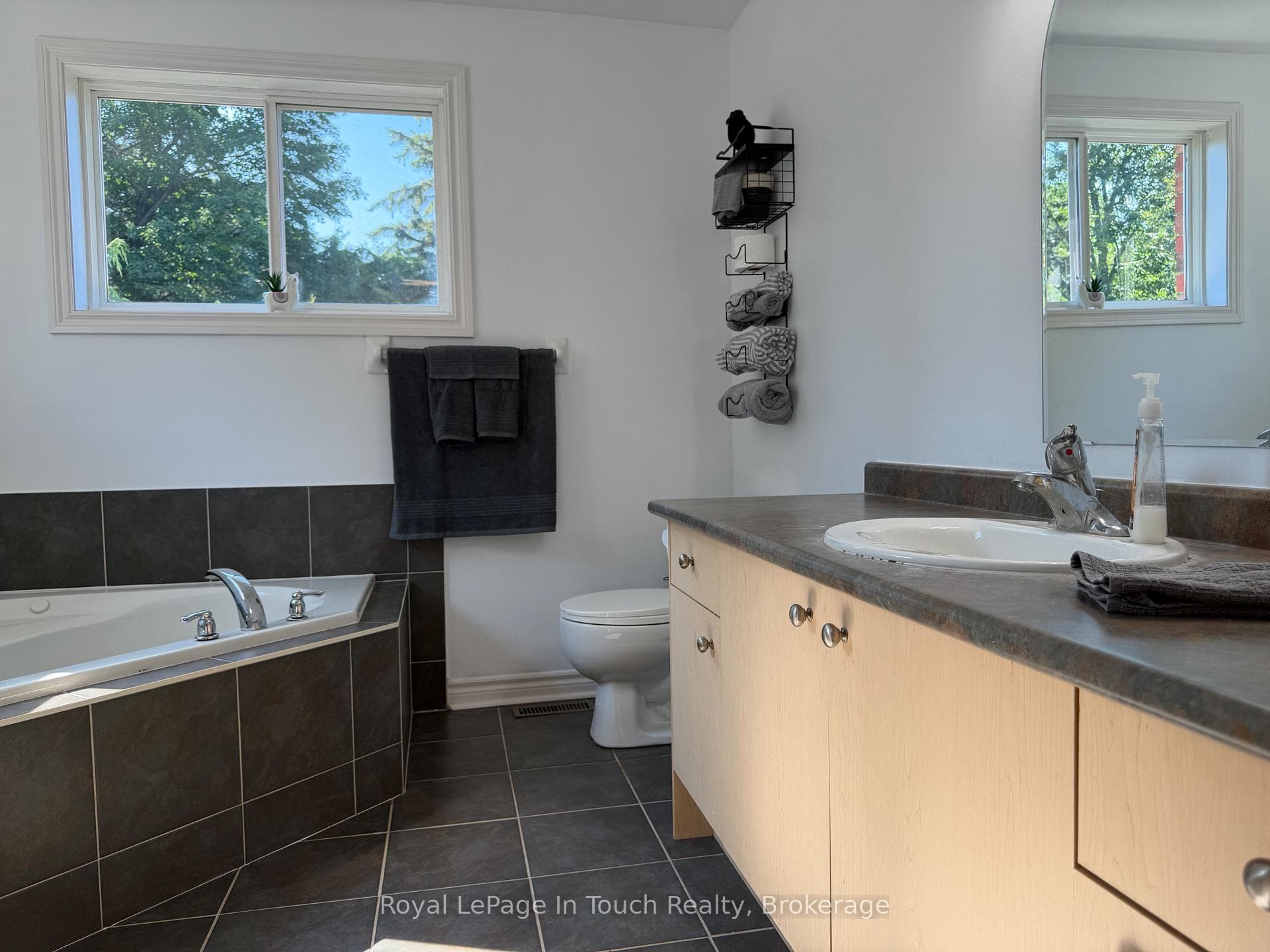 384 Keller Drive photo 16