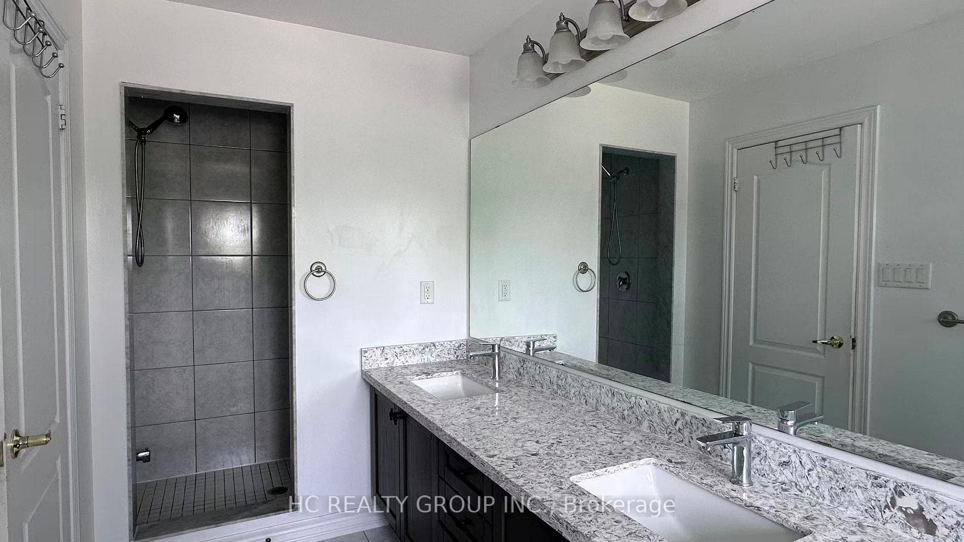 7 Lily Cup Avenue photo 19