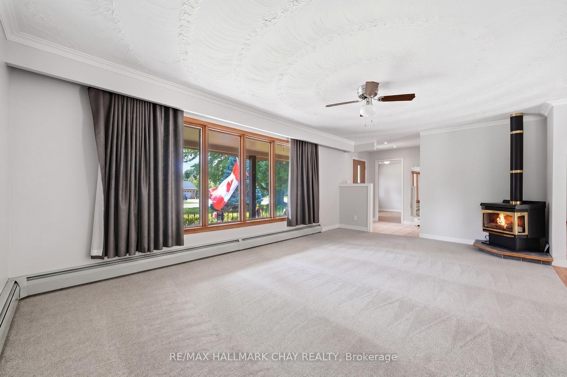 14 Douglas Drive photo 11