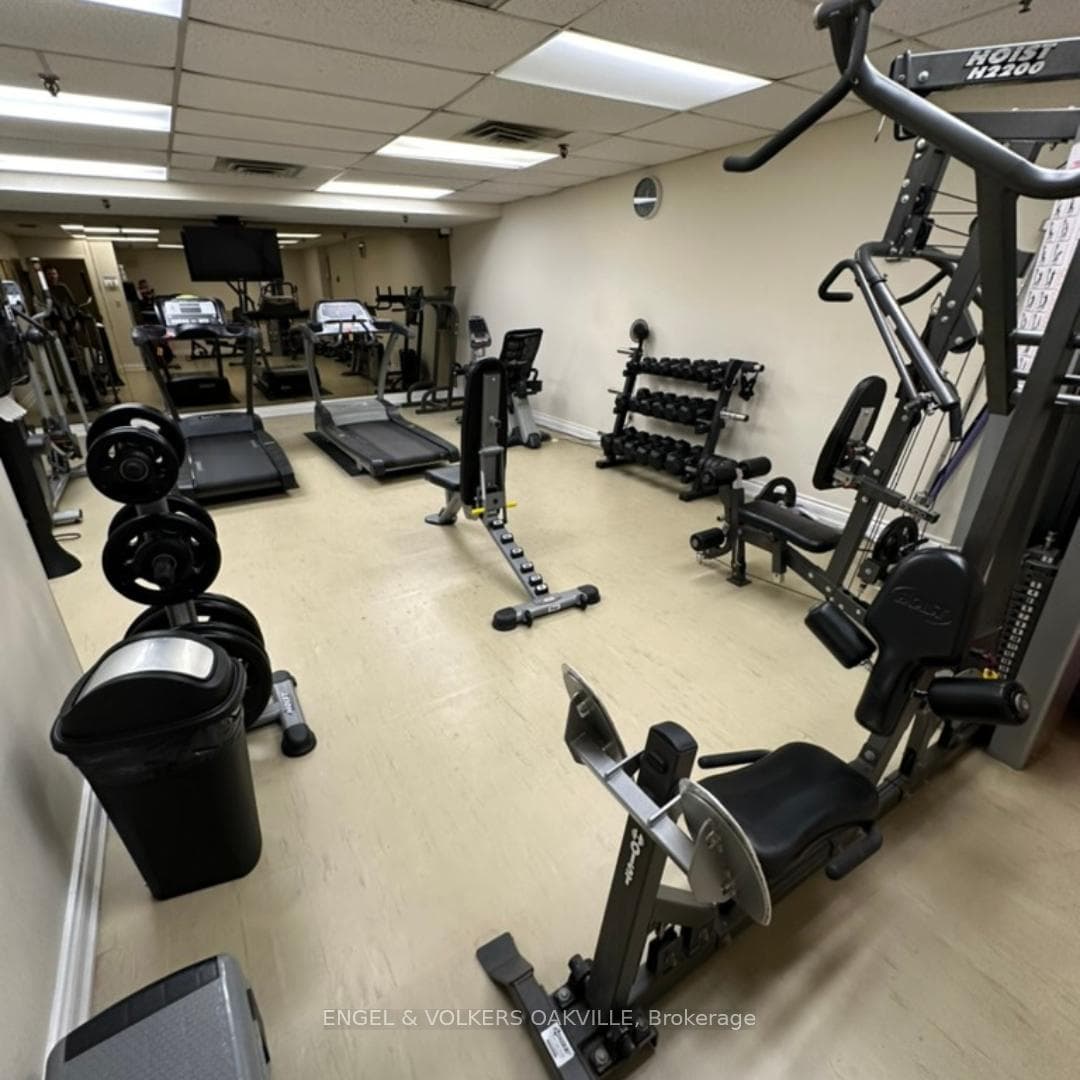 260 Scarlett Road Unit 1612 photo 20