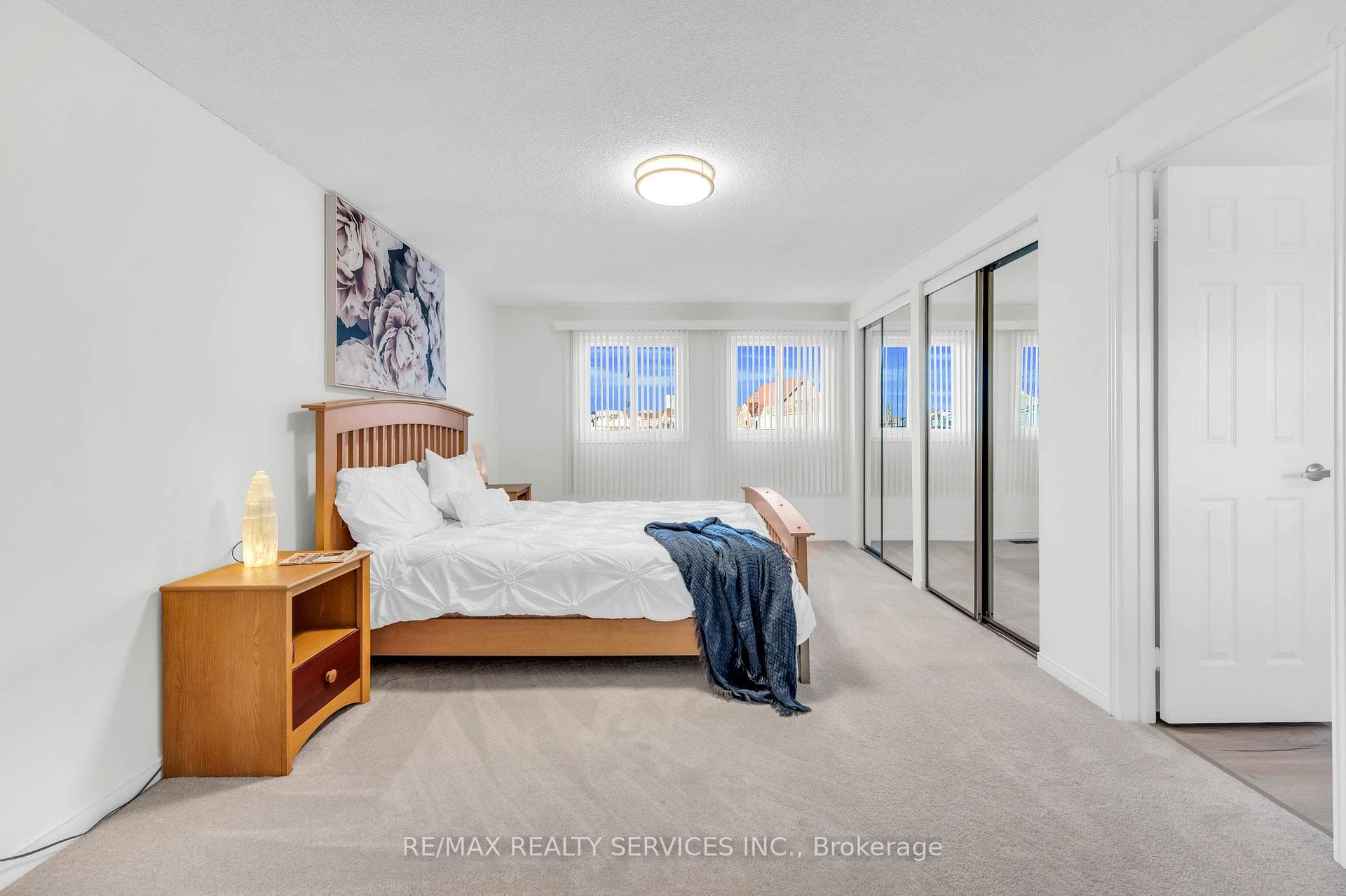 65 Meadowlark Drive photo 24