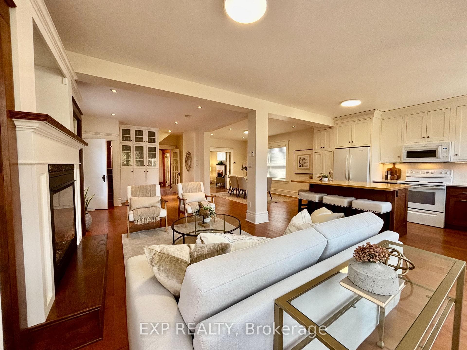 34 Menno Street photo 12