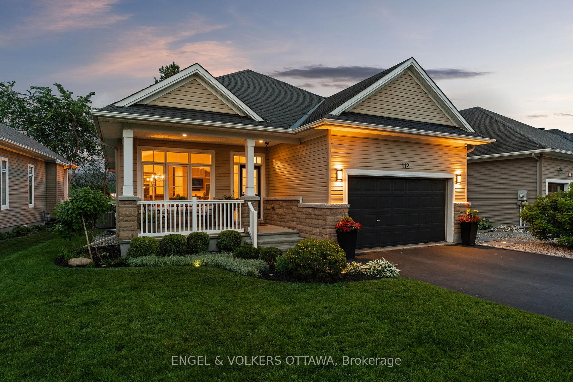 112 Equinelle Drive photo 2