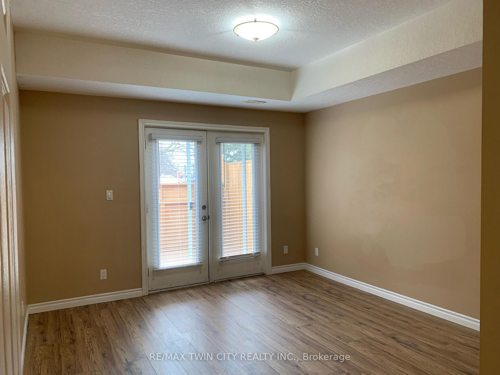 79 FLORENCE Avenue Unit B photo 10