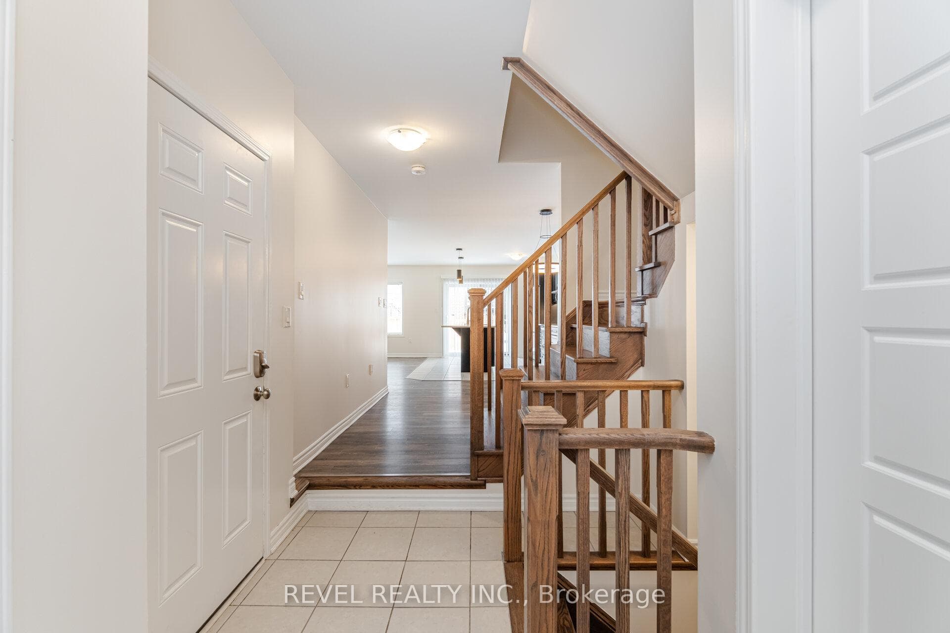 299 Beasley Terrace photo 4