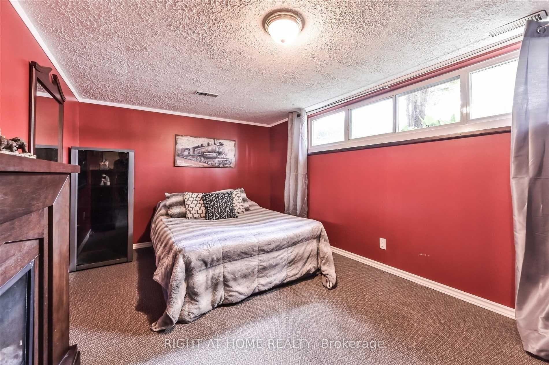 1141 Flagship Drive photo 13