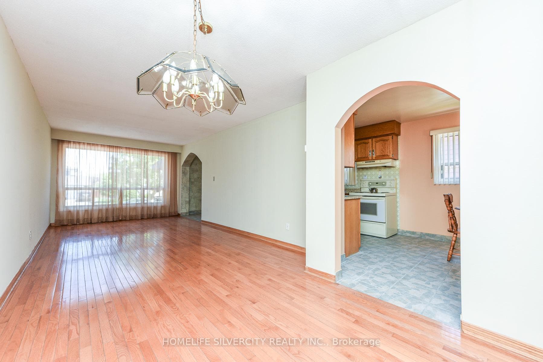 7378 Bybrook Drive photo 12