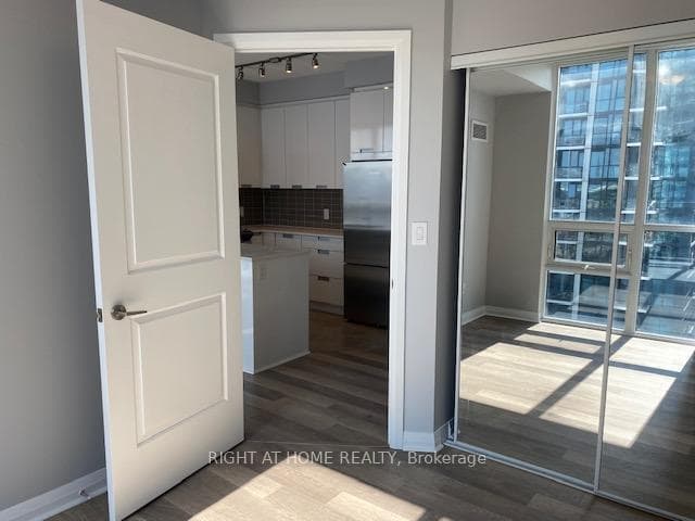 5025 Four Springs Avenue Unit 807 photo 15