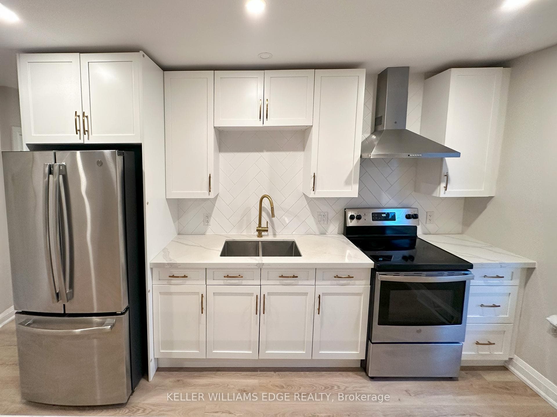 10 Sherwood Rise Unit Upper photo 7
