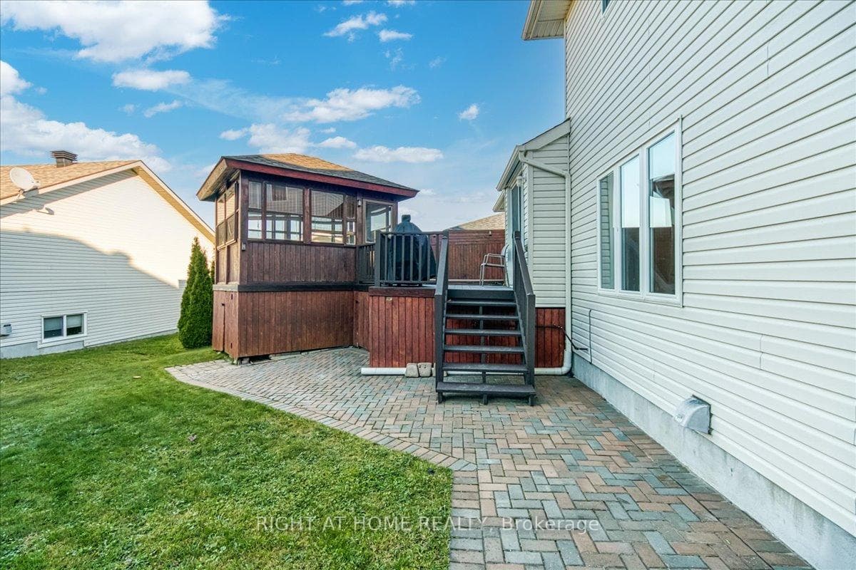 14 Abigail Court photo 30