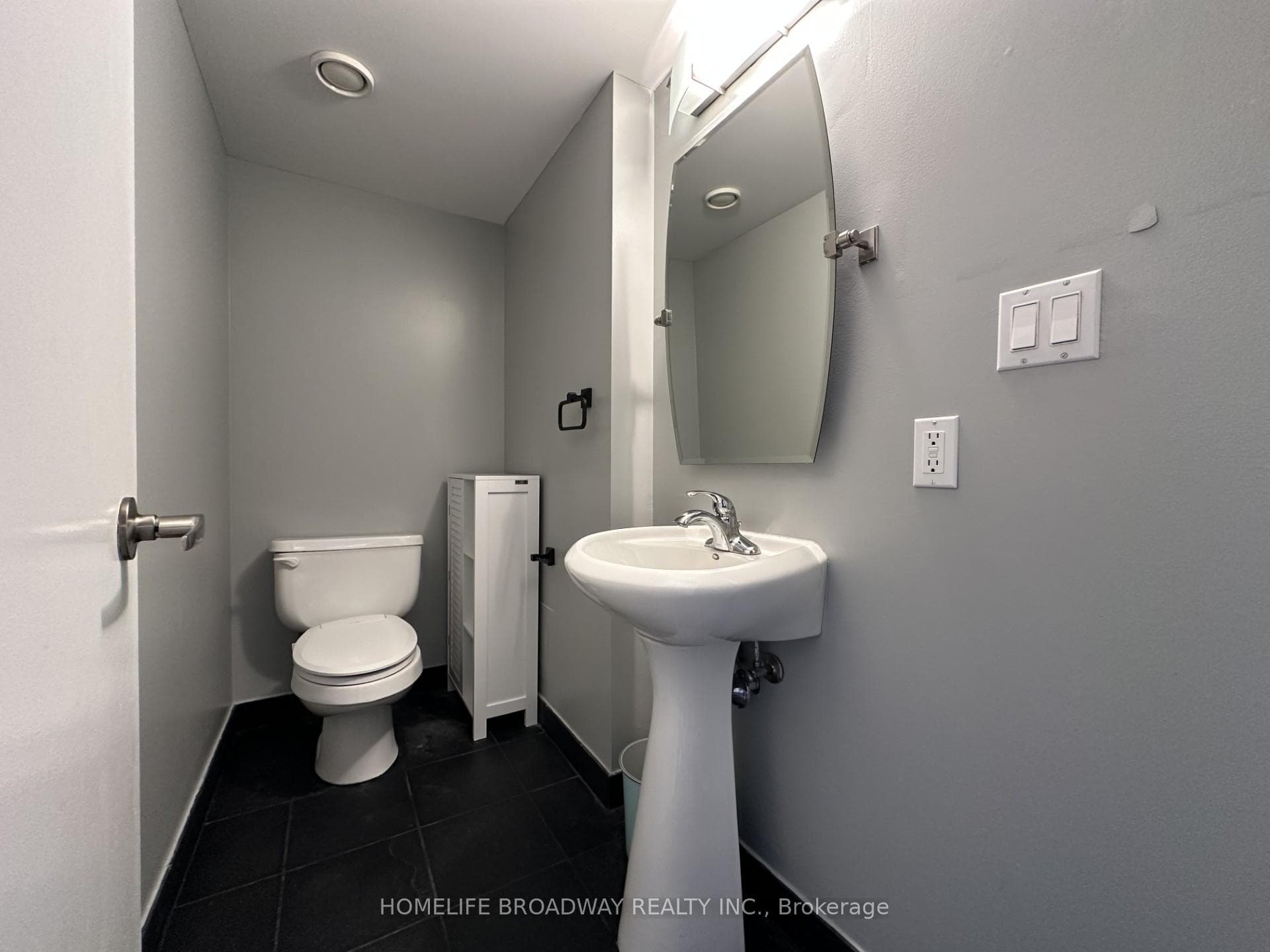 210 Victoria Street Unit 3913 photo 7