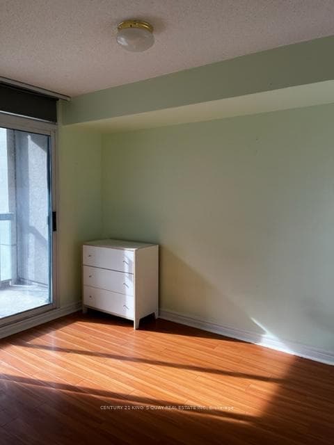 28 Empress Avenue Unit 716 photo 5