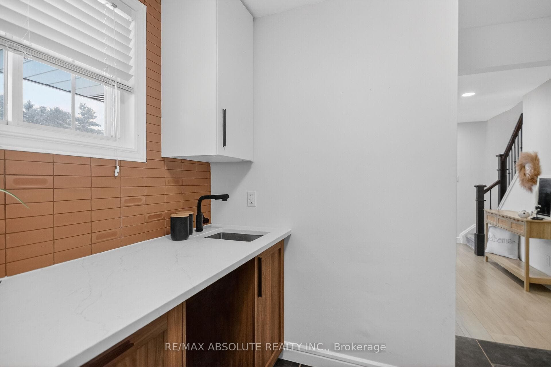 6560 Michelangelo Court photo 26