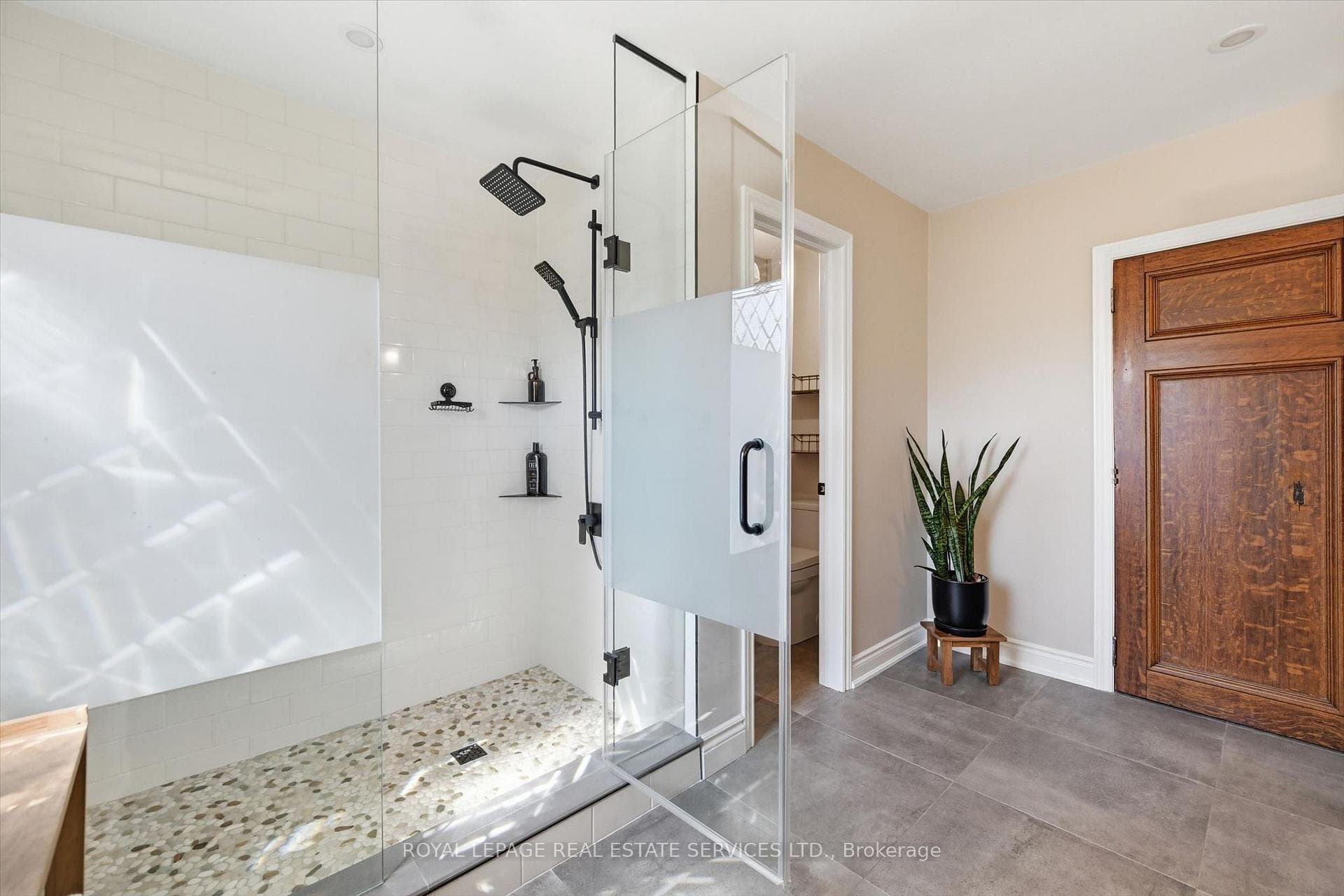 Spa-Inspired Primary Ensuite Renovated in 2022