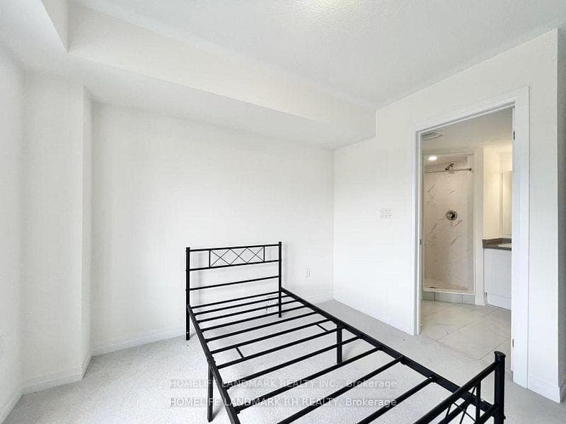 11409 Leslie Street photo 6