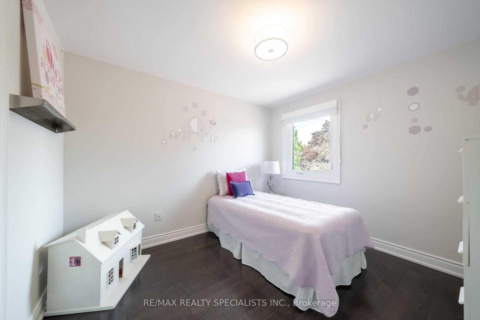 4021 Sasha Court photo 20