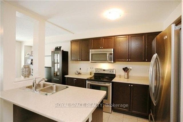 19 Masseyfield Street photo 7