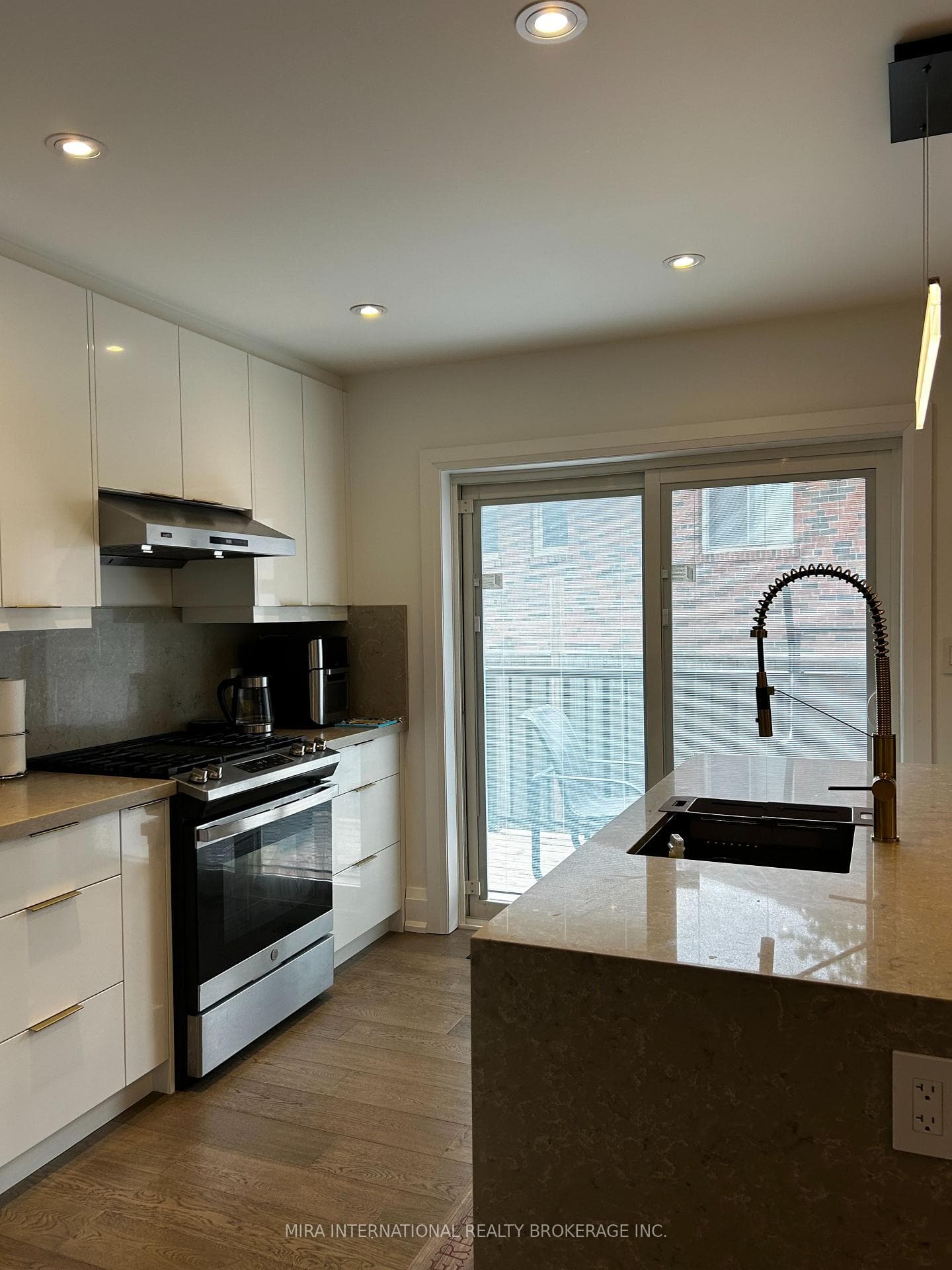 2 Alicewood Court photo 16
