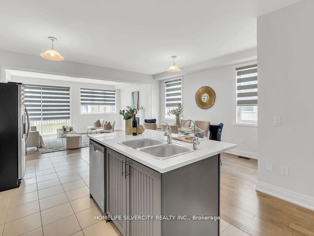 269 Harwood Avenue photo 15