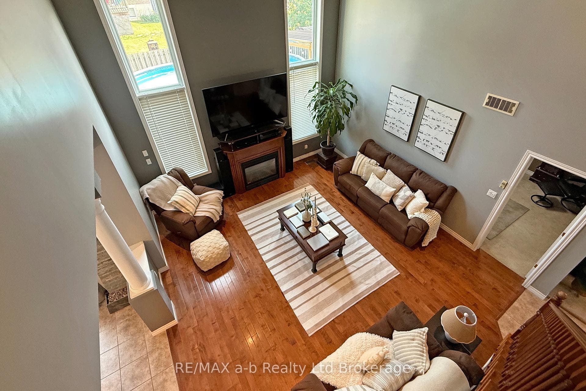 842 Springbank Avenue photo 13