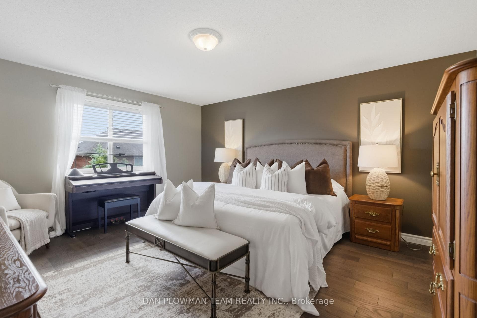 2243 Pilgrim Square photo 20