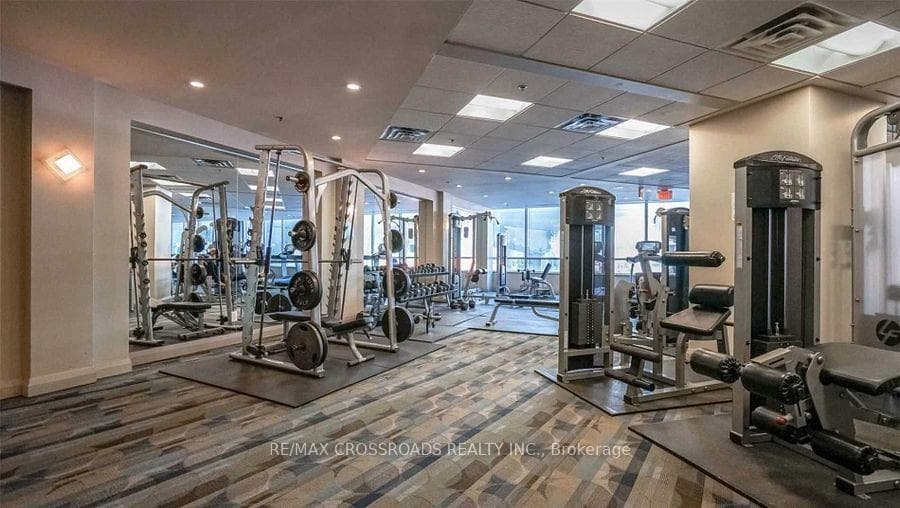 33 Bay Street Unit 2210 photo 21