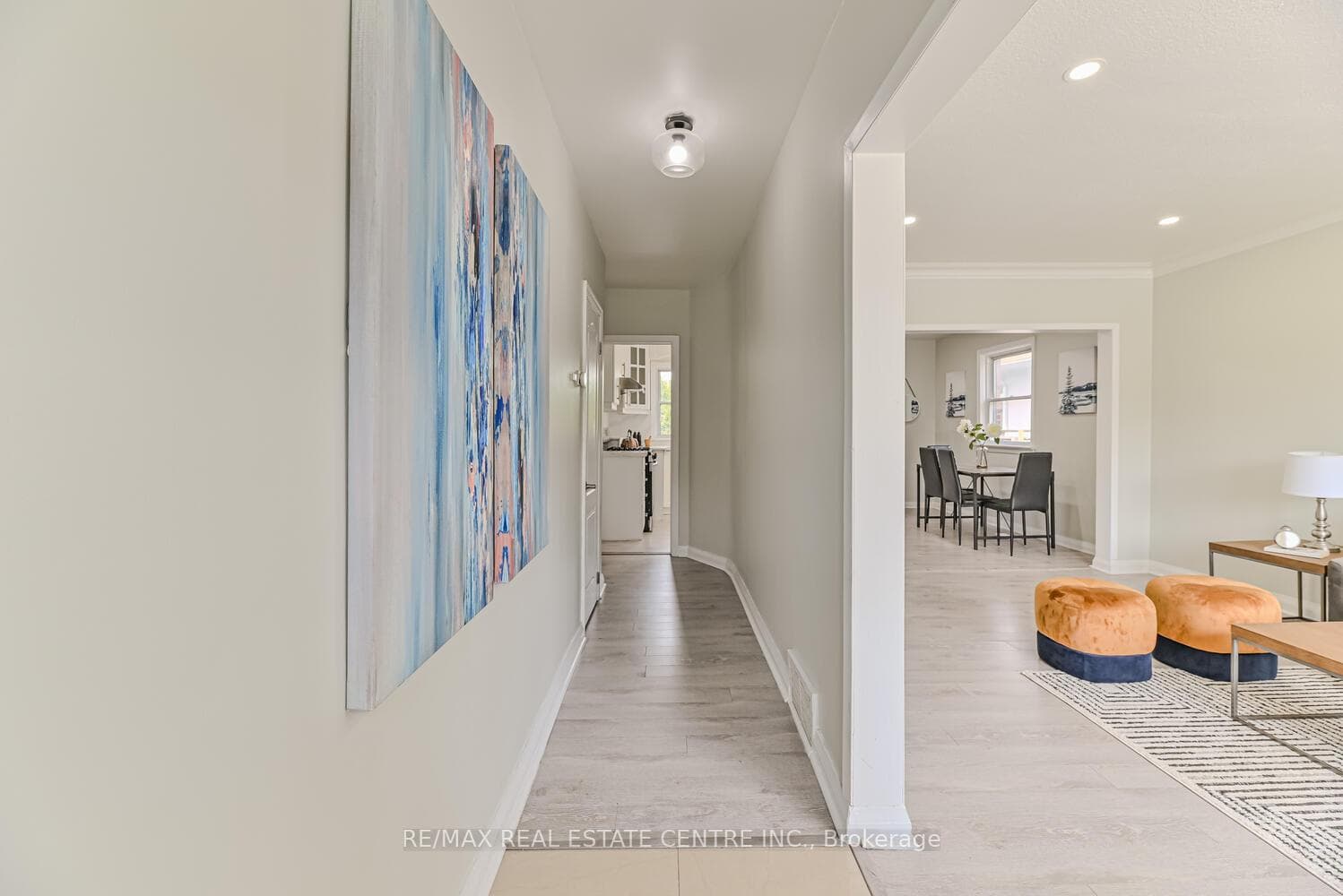 573 Exbury Crescent photo 6