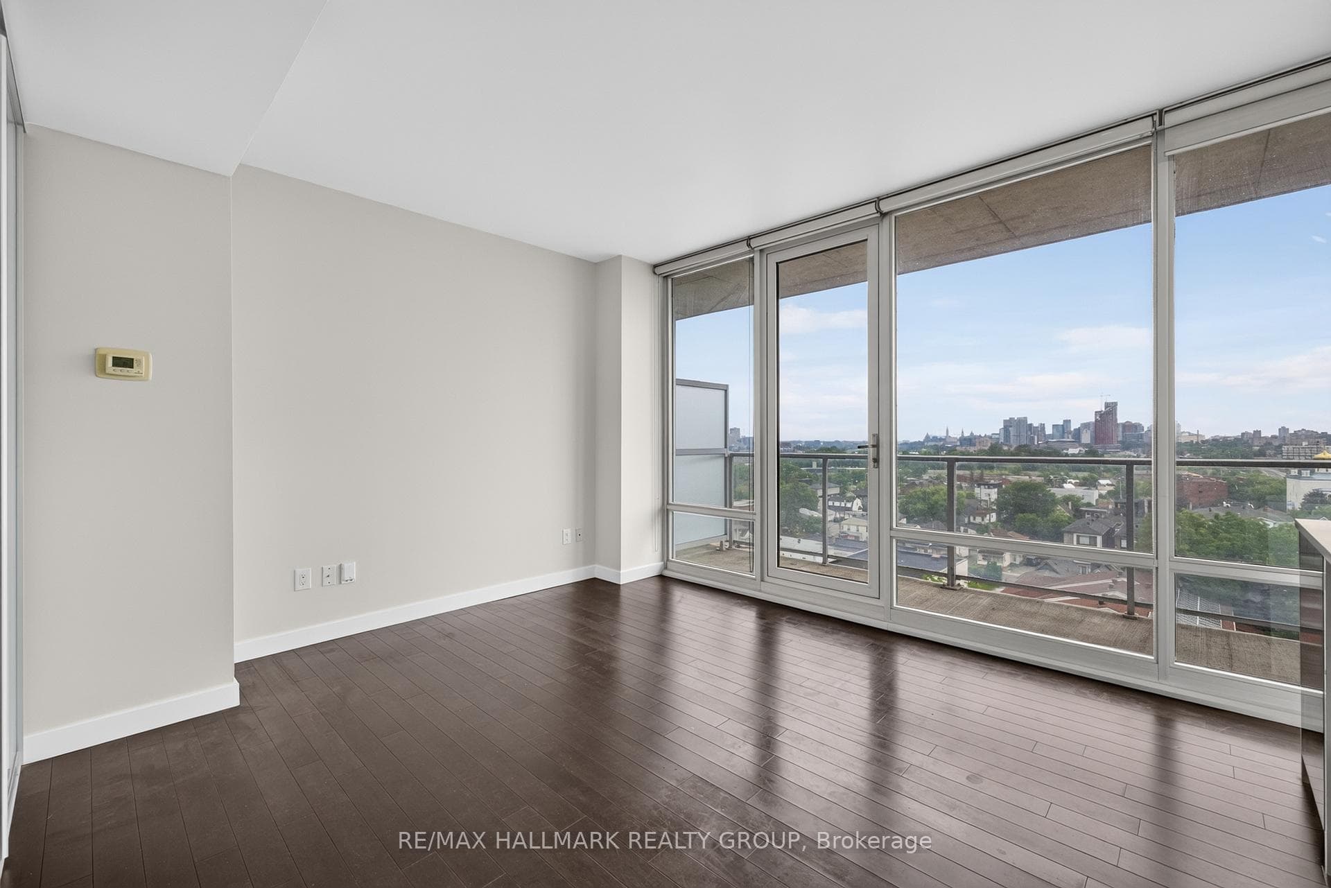 201 Parkdale Avenue Unit 1001 photo 7